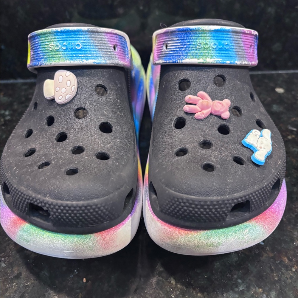 Crocs Shoe Black Crush Rainbow Spray Dye Clog Platform Mens 4 Womens 6 Platform